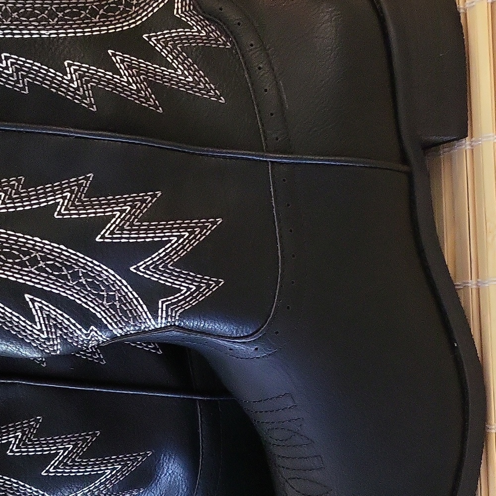 Mens boots